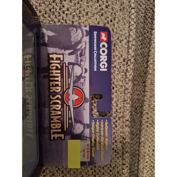 CORGI SHOWCASE COLLECTION FIGHTER SCRAMBLE P-38 LIGHTNING PACIFIC "LITTLE EVA" - Picture 5 of 11